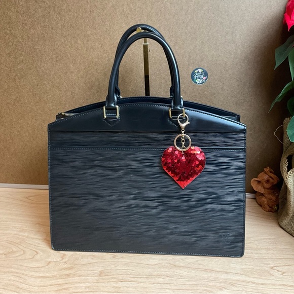 Louis Vuitton Handbags - LOUIS VUITTON LEATHER HANDBAG